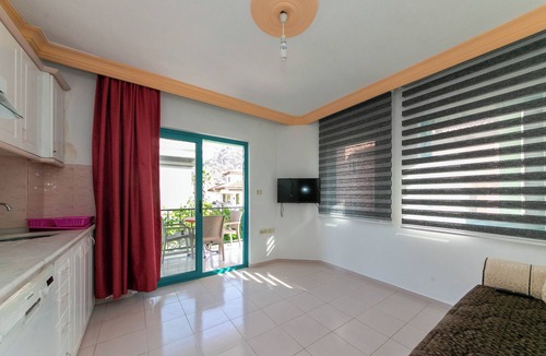 Icmeler Apartment | Dere Daire 4 Icmeler Daily Weekly Rentals