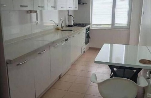 Pendik Apartment | Dlk Deluxe, 5 minutes from Sabiha Gökçe, pool, balcony,