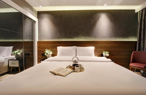 Pera Hotel | Dora Pera Hotel
