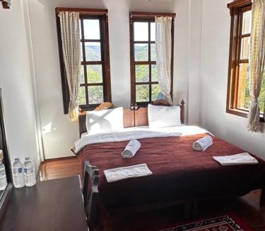 Kure Hotel | Ecevit Hanı
