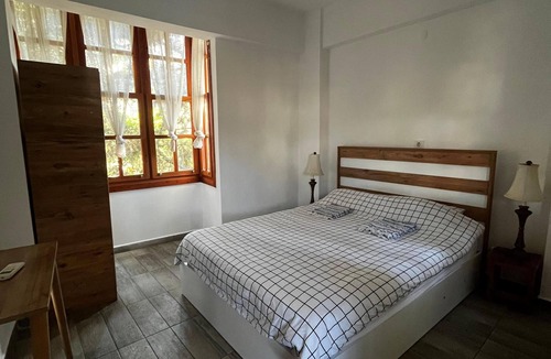 Kaleici Hotel | Economy double room with shared bathroom