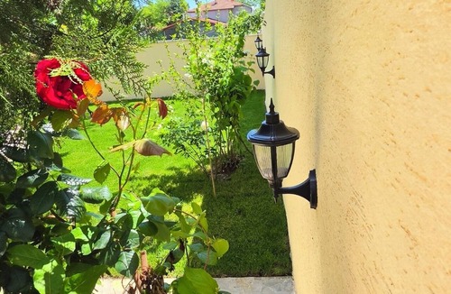 Karaagac Mahallesi House | Edirne Karaağaç'ın Merkezinde, Doğa İçinde Huzurlu ve Geniş Bahçeli Tatil Evi