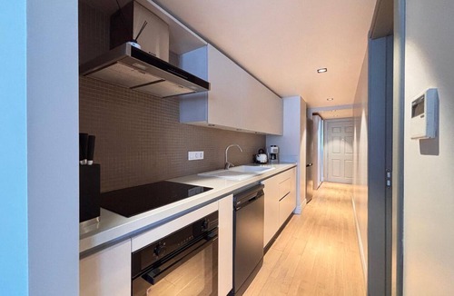 Karakoy Apartment | Elegant 1BR in historic Hacımimi