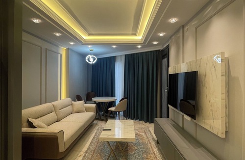 Zeytinburnu Apartment | Elegant Studio next to Fisekhane & Marmaray