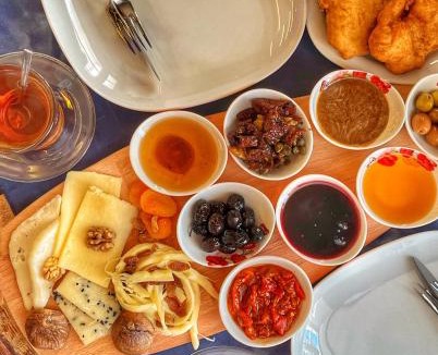 Ayvalik City Center Hotel | Eolya Konuk Evi