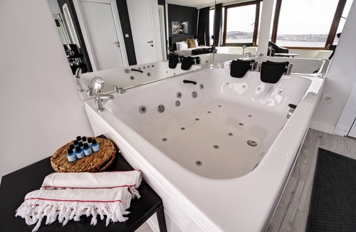 Kabatas Hotel | Etiz Hotels Bosphorus