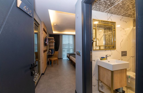 Arnavutkoy Hotel | Fly And Stay Airport Hotel