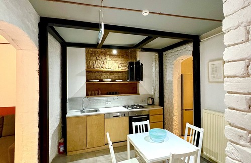 Tophane Apartment | Galata Port Apartments Chakra 1