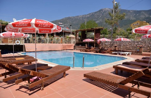 Oludeniz Apartment | garden evita