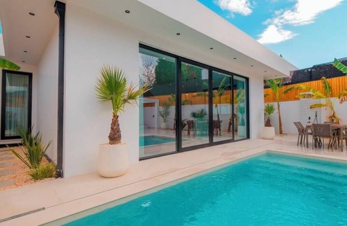 Yanik Villa | GİGİ VİLLAGE SAPANCA