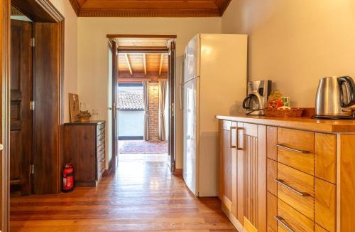 Selcuk Villa | Goldsmith House