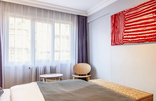 Nisantasi Apartment | Gorgeous Flat with Lovely Balcony in Nisantasi