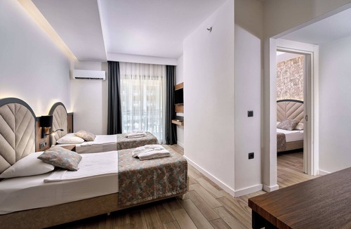 Tosmur Belediyesi Resort | Grand Uysal Beach&Spa Hotel - All inclusive