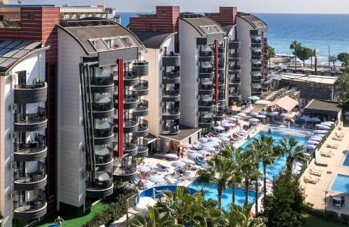 Tosmur Belediyesi Apartment | Grand Uysal Beach & Spa Hotel