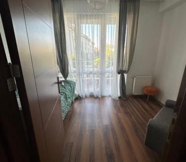 Pendik Apartment | Havuz, Balkon, otopark Sabiha Gökcene 5 dk