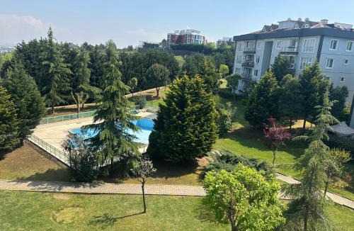 Pendik Apartment | Havuz, Balkon, otopark Sabiha Gökcene 5 dk