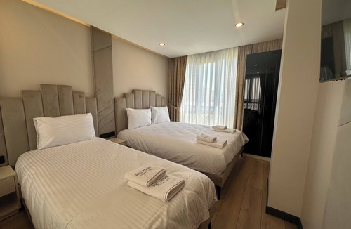 Arnavutkoy Hotel | Hilltown Airport Hotel