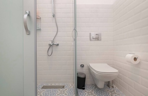 Kabatas Condo | Hip 2BR Apartment · Bosphorus & Dolmabahçe View · Central Beyoğlu