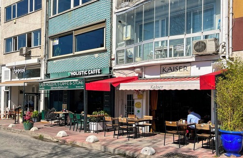 Kabatas Condo | Hip 2BR Apartment · Bosphorus & Dolmabahçe View · Central Beyoğlu