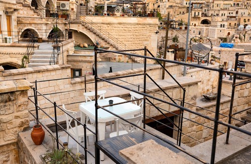 Ortahisar House | Historic Cave Home Facing Majestic Ortahisar Castle