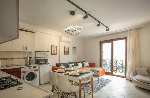 Marmaris City Center House | home flaneur