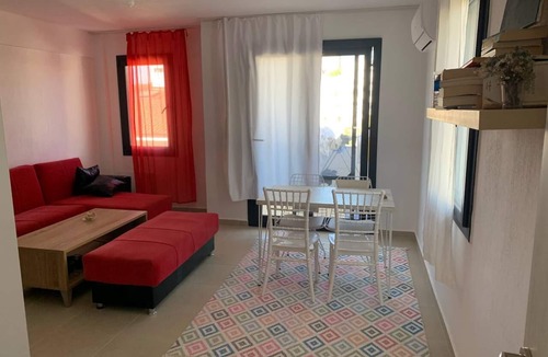 Datca City Center House | home with balcony and garden