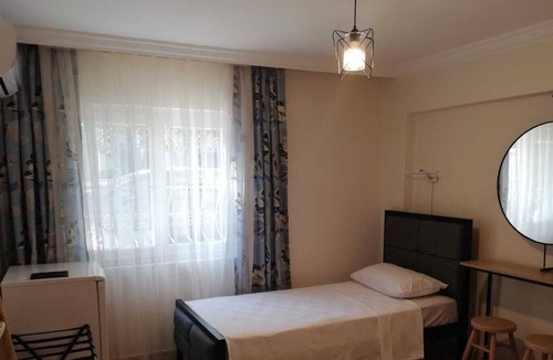 Marmaris City Center House | Home with Garden 2 Minutes Close to Beach
