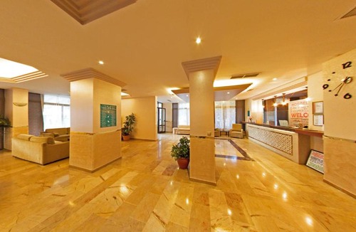 Icmeler City Center Hotel | HOTEL PORTOFİNO MARMARİS