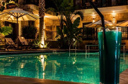 Hacımemis Hotel | İcarus Alaçatı