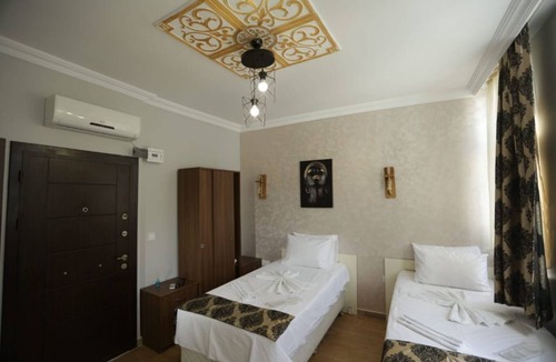 Kabatas Apartment | İSTANBUL-2 single bed