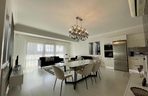 Sisli Apartment | Kaplan Luxury Family Flat - 3 Bedrooms with air conditioning & heating in the City