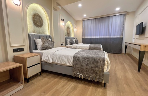 Tophane Bed & Breakfast | KARAKOY TOPHANE MANSION