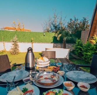 Sirinsulhiye Bed & Breakfast | KARMATTE BUNGALOW