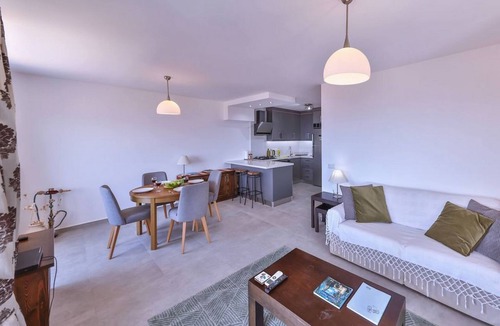Kas Apartment | Kas town centre apartment with shared pool, Braeside Apart