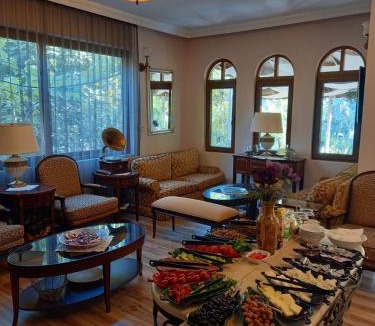 Adrasan Hotel | La Casita Boutique Hotel for Lycian Way Hikers Retreats Solo Travellers Long Stays and Small Groups