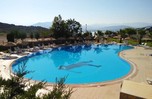 Bogazici Villa | Lakeside Garden Holiday Village