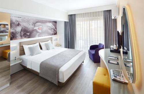 Marmaris City Center Hotel | Lalila Blue Suites