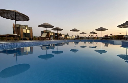 Milas Hotel | Lavira Tiny House Village