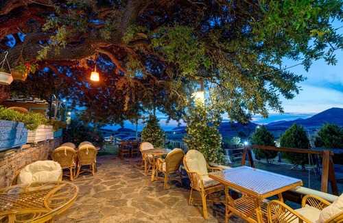 Gokceada Hotel | Laz Koyu Konukevi