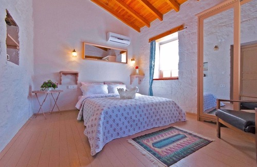 Hacımemis Hotel | Lilyum Alaçatı Butik Otel