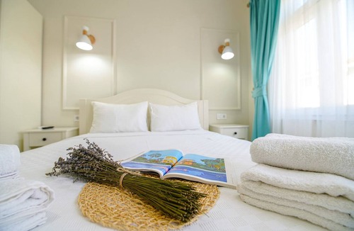 Bozcaada Bed & Breakfast | Lutro Otel