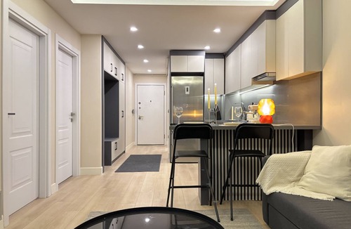 Osmanbey Apartment | Luxury & Spacious 2BR Residence in Nişantaşı