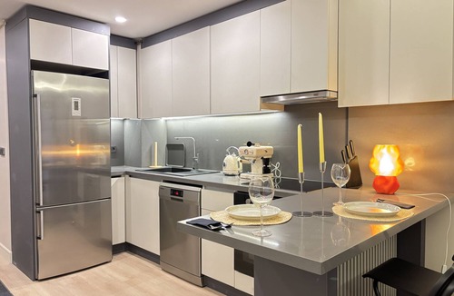 Osmanbey Apartment | Luxury & Spacious 2BR Residence in Nişantaşı