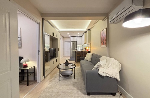 Osmanbey Apartment | Luxury & Stylish 1BR Residence in Nişantaşı