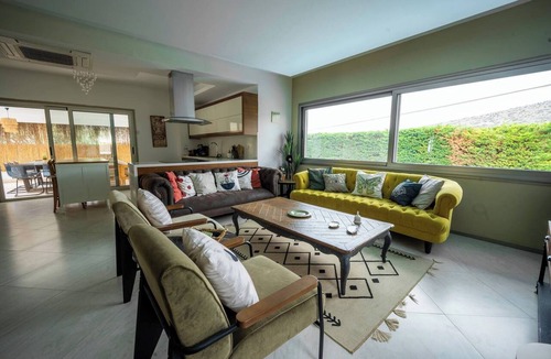 Cesme Villa | Luxury Vacation Seaside Villa with Privacy