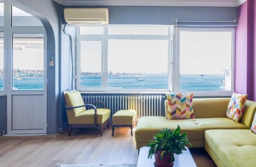 Kabatas Apartment | Magnificent Sea View Flat 5 min to Istiklal Square