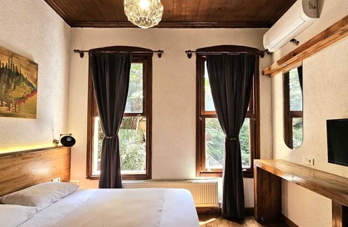 Rasimpasa Hotel | Mahzen Otel