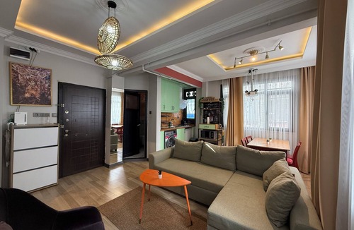 Emin Sinan Apartment | Mansion Gorki