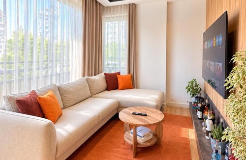 Palmiye Mahallesi Apartment | Marinaya 13 dakika uzaklıkta 2 odalı daire