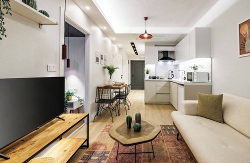 Cihangir Apartment | Marvelous 2 Bedroom Apartment At Monnas Suite
